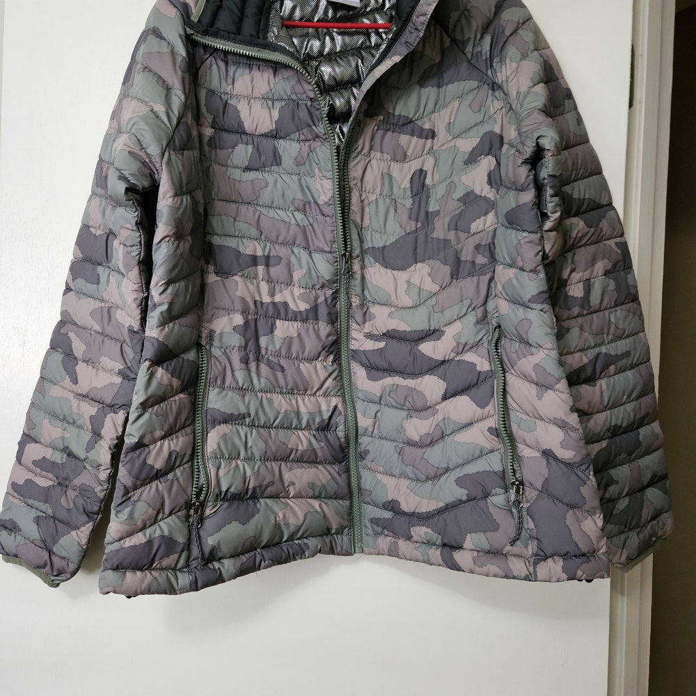 Columbia Women's Camouflage Puffer Jacket - Gray and Green